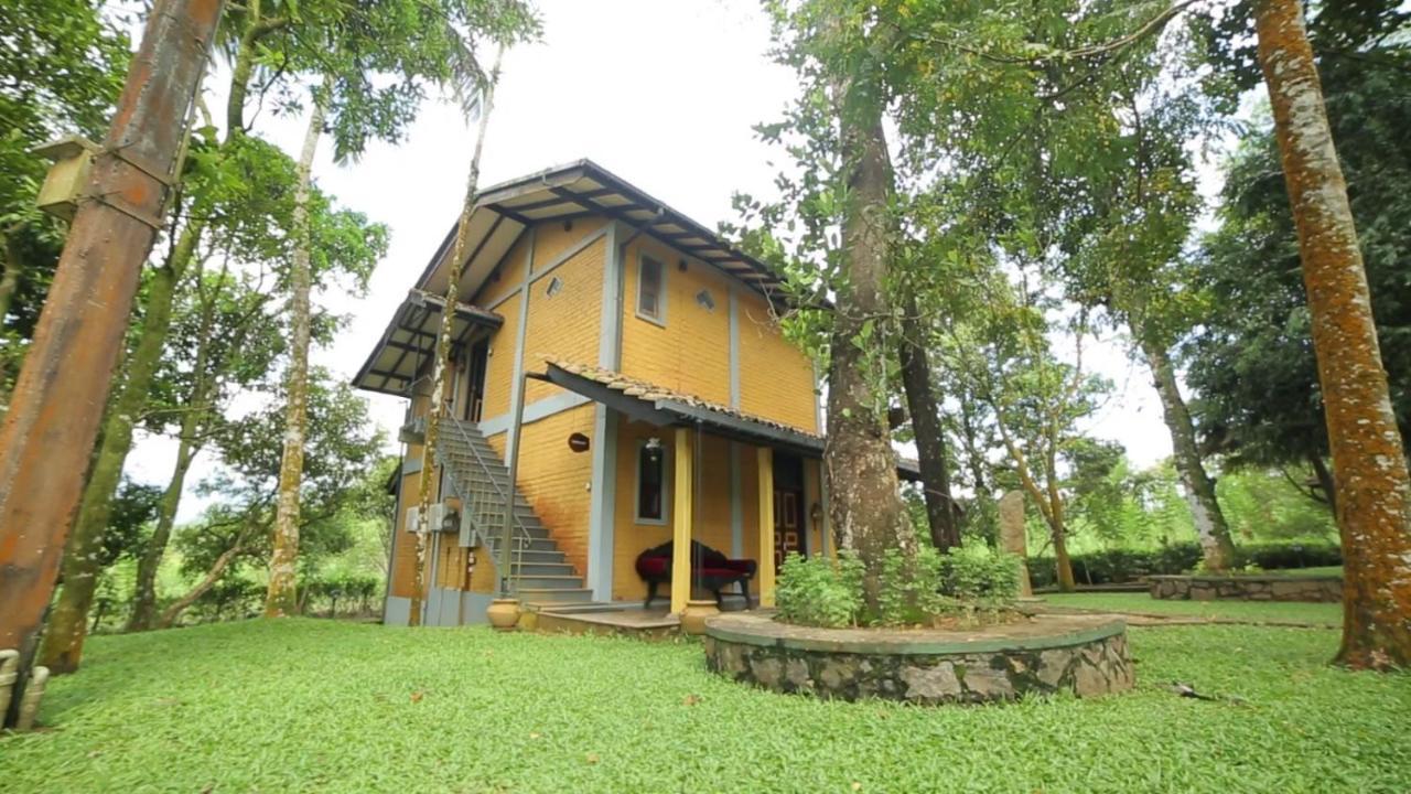Lake Serenity Resort & Spa Kuruwita Exterior foto
